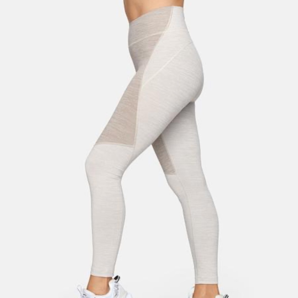 Outdoor Voices Leggings
